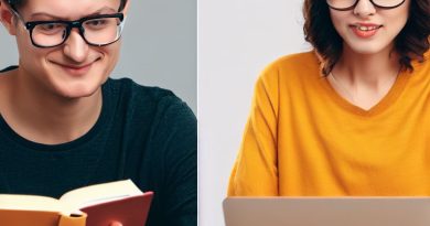 Coding Books vs Online Courses: Which Is Better?